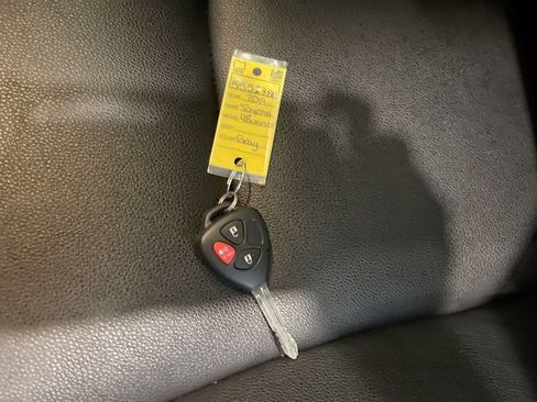 Used 2019 Toyota 4Runner TRD Off-Road Premium image 27