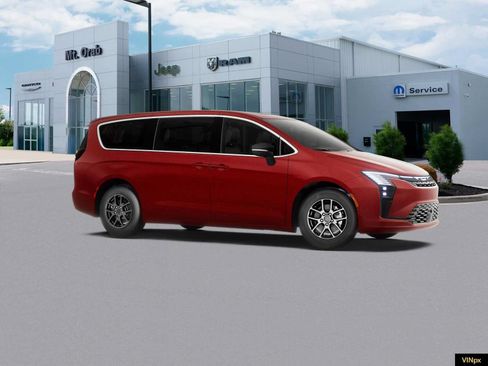 New 2027 Chrysler Pacifica Select FWD image 10