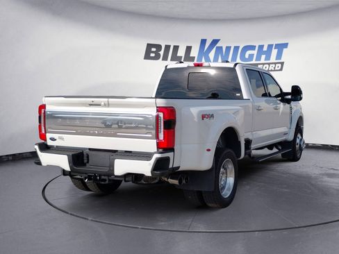 Used 2025 Ford F450 Platinum w/ Platinum Plus Package image 5