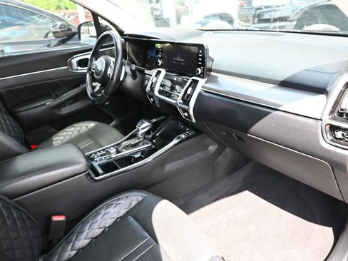 Used 2021 Kia Sorento FWD image 40