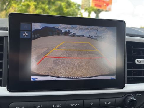 Certified 2026 Hyundai Venue SEL FWD image 22