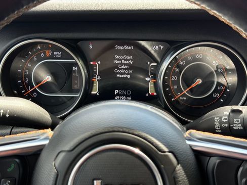 Used 2021 Jeep Wrangler Unlimited Sahara AWD/4WD image 49
