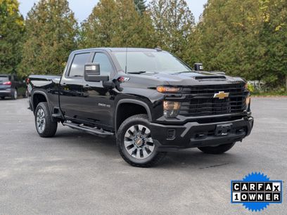 Used 2024 Chevrolet Silverado 2500 Custom w/ Custom Value Package