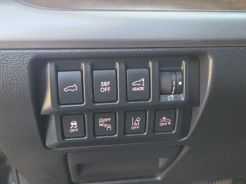 Used 2016 Subaru Outback 2.5i Limited image 25