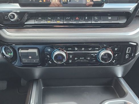 New 2026 GMC Sierra 1500 SLT w/ SLT Premium Plus Package image 28