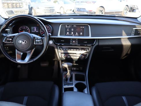 Used 2019 Kia Optima S FWD image 14