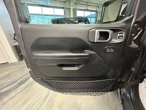 Used 2018 Jeep Wrangler Unlimited Sport S AWD/4WD image 51
