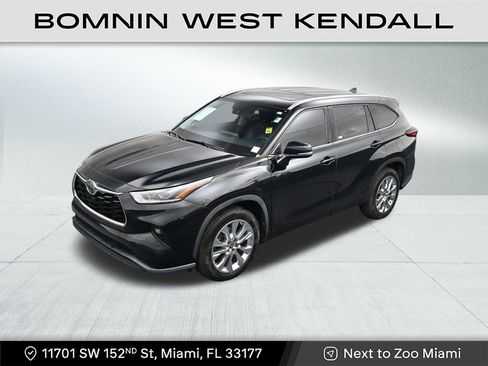 Used 2020 Toyota Highlander Limited image 13