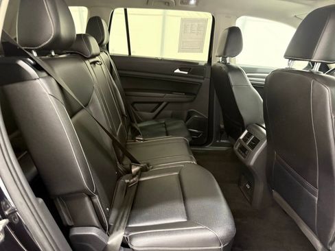 Used 2021 Volkswagen Atlas SE image 22