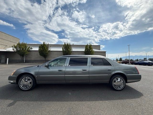 Used 2006 Cadillac DTS FWD image 2