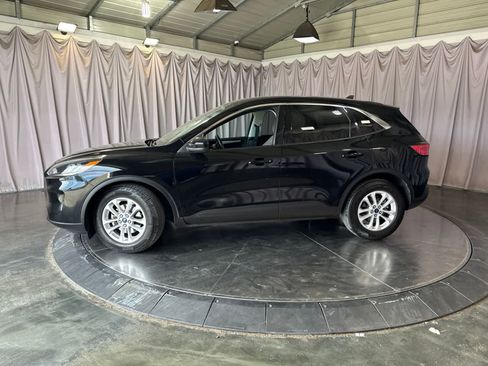 Used 2021 Ford Escape SE FWD image 8