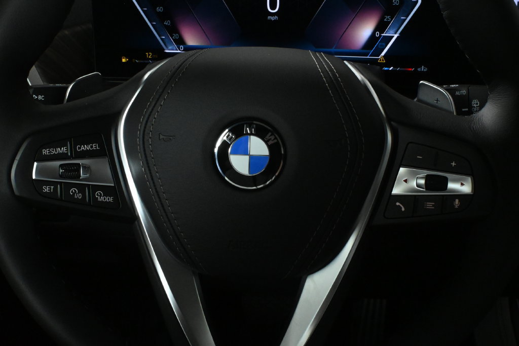 Used 2026 BMW X5 xDrive40i w/ Premium Package AWD/4WD image 19