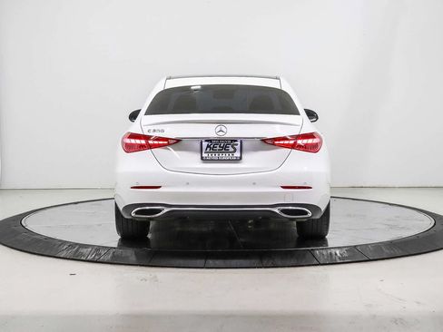 Used 2023 Mercedes-Benz C 300 Sedan image 3