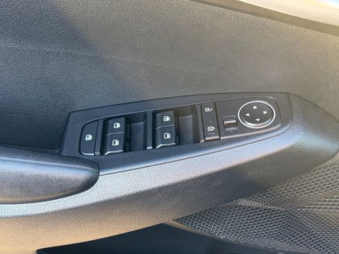 Certified 2023 Kia Seltos LX AWD/4WD image 7