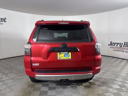 Used 2022 Toyota 4Runner TRD Off-Road Premium AWD/4WD image 5