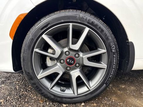Used 2020 Kia Soul GT-Line Turbo FWD image 28