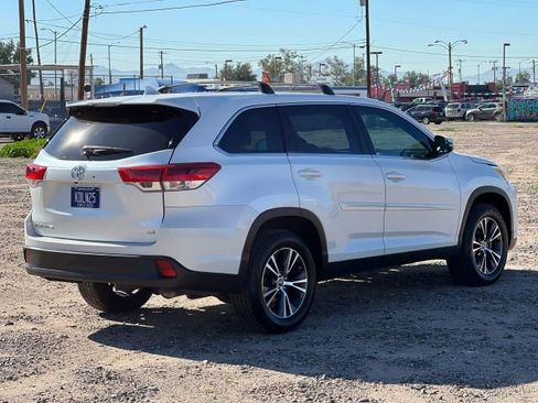 Used 2019 Toyota Highlander Plus image 5