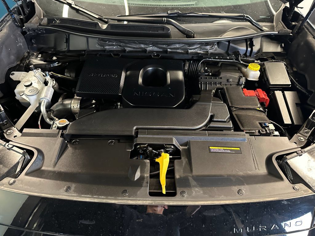 Used 2025 Nissan Murano SV AWD/4WD image 23