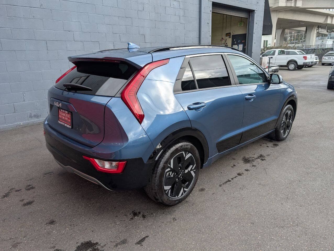 Used 2025 Kia Niro Wind FWD image 3