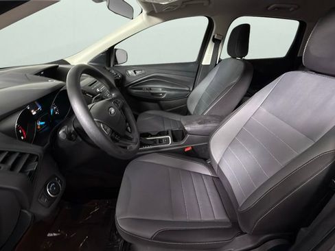 Used 2018 Ford Escape S image 17