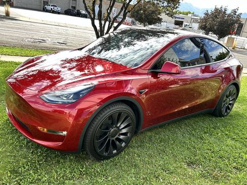 Used 2025 Tesla Model Y Performance AWD/4WD image 11