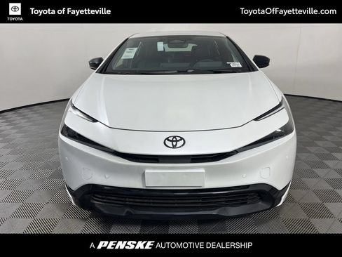 Used 2026 Toyota Prius Plug-In Hybrid FWD image 7