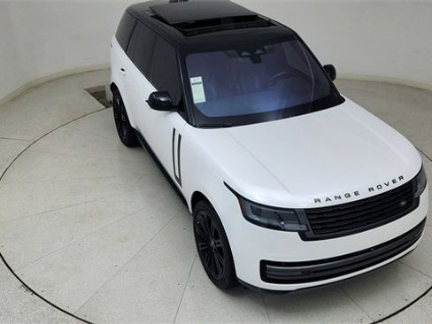 Used 2023 Land Rover Range Rover SE image 78