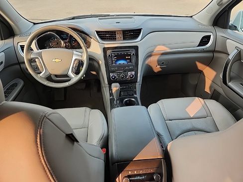 Used 2016 Chevrolet Traverse LTZ AWD/4WD image 35