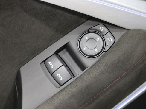 Used 2017 Chevrolet Camaro ZL1 RWD image 7