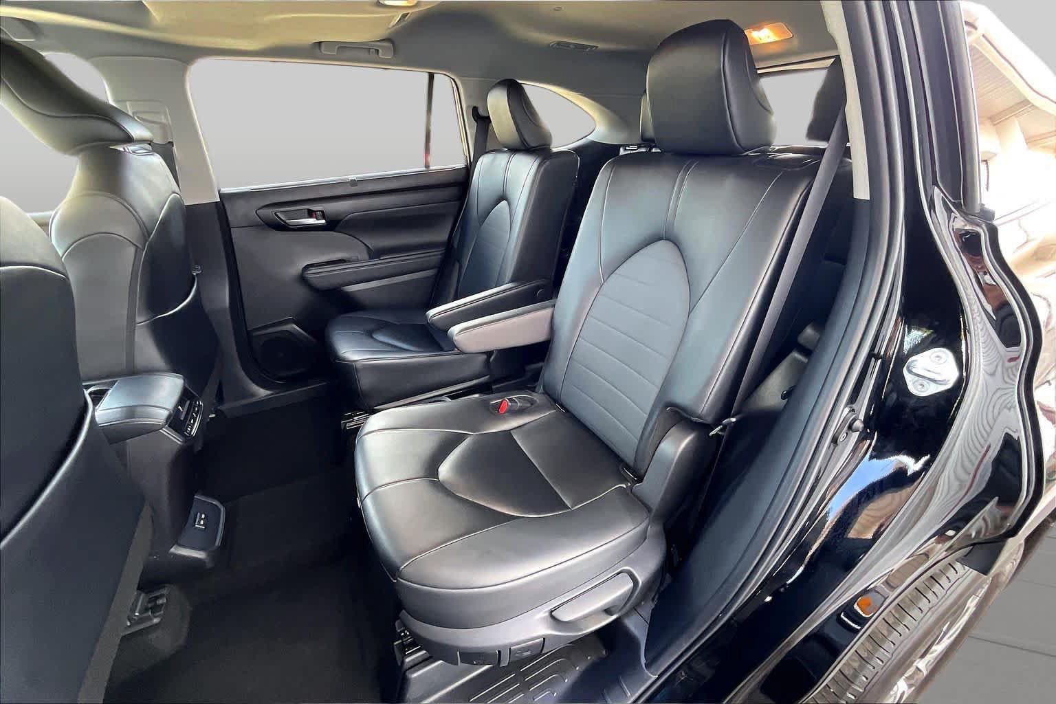 Used 2026 Toyota Highlander XLE AWD/4WD image 21