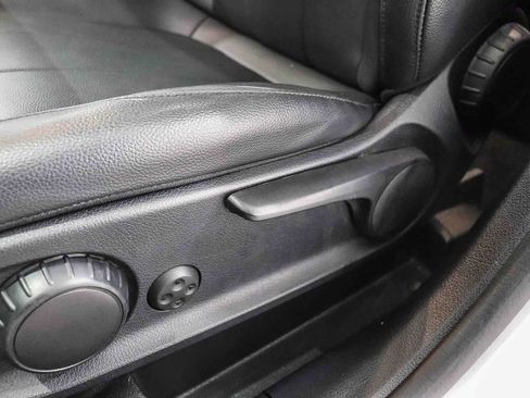 Certified 2022 Mercedes-Benz GLB 250 image 21