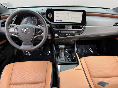 Certified 2023 Lexus ES 350 w/ Premium Package image 11