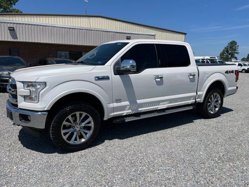 Used 2017 Ford F150 Lariat AWD/4WD image 2