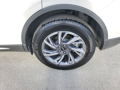 Used 2024 Lincoln Corsair FWD image 8