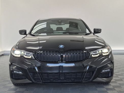 Used 2022 BMW 330e xDrive w/ M Sport Package AWD/4WD image 6