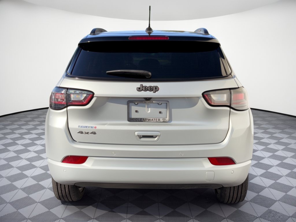 Used 2025 Jeep Compass Limited w/ High Altitude Package AWD/4WD image 11