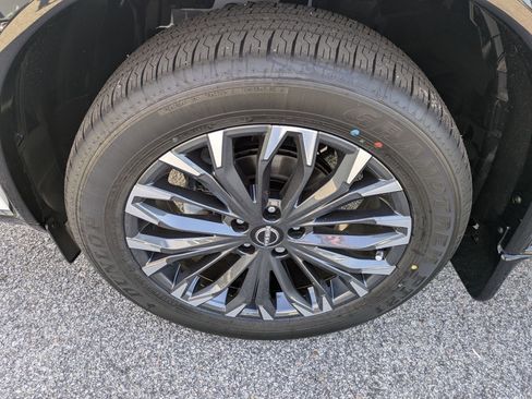 New 2026 Nissan Rogue Platinum w/ Platinum Premium Package AWD/4WD image 10