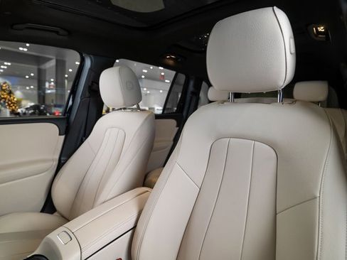 New 2026 Mercedes-Benz GLB 250 4MATIC image 12