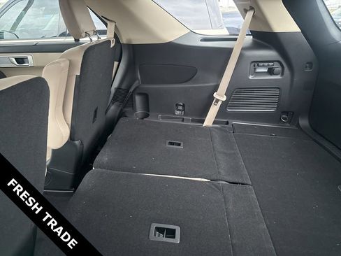 Used 2022 Ford Explorer Limited w/ Equipment Group 301A image 5