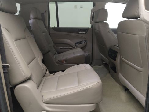 Used 2017 GMC Yukon XL SLT w/ Premium Edition image 19
