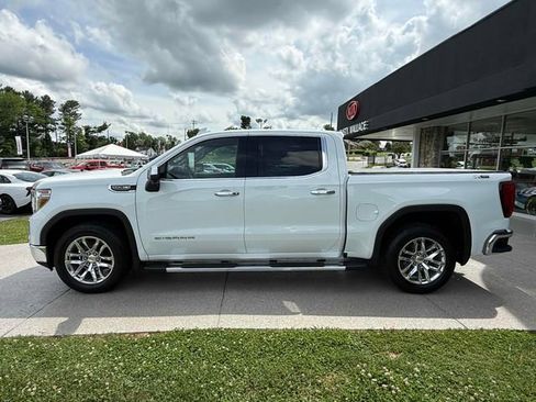 Used 2022 GMC Sierra 1500 SLT w/ SLT Premium Plus Package AWD/4WD image 22