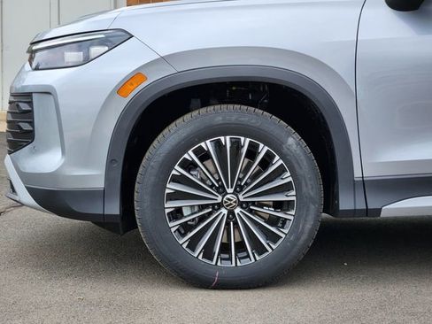 New 2026 Volkswagen Tiguan S AWD/4WD image 8