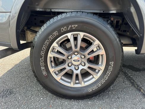 Used 2020 Ford F150 Lariat AWD/4WD image 14