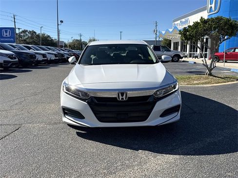 Certified 2020 Honda Accord LX image 3