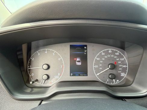 Used 2025 Toyota Corolla LE FWD image 12