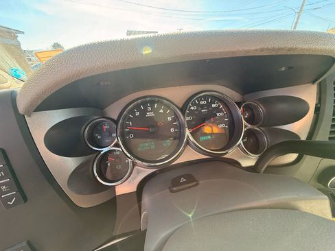 Used 2013 GMC Sierra 2500 SLE AWD/4WD image 11