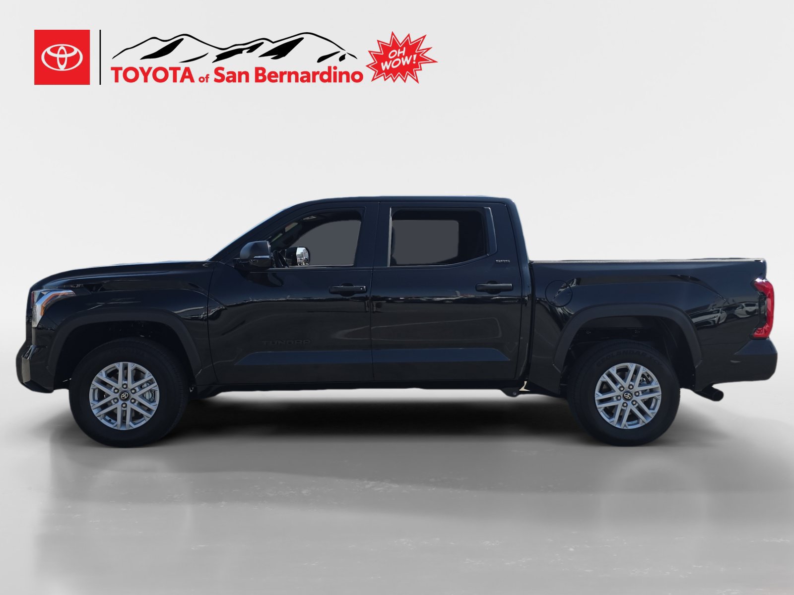 Certified 2026 Toyota Tundra SR5 w/ SR5 Convenience Package AWD/4WD image 2