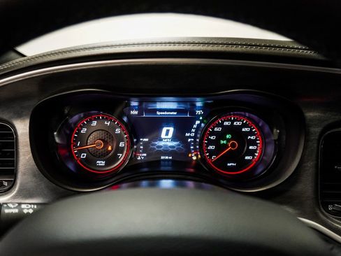 Used 2022 Dodge Charger Scat Pack w/ Daytona Edition Group RWD image 29
