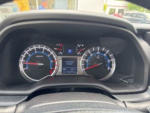 Used 2018 Toyota 4Runner TRD Off-Road image 32