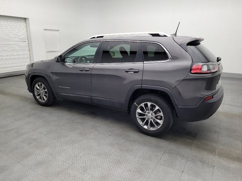 Used 2019 Jeep Cherokee Latitude Plus image 3